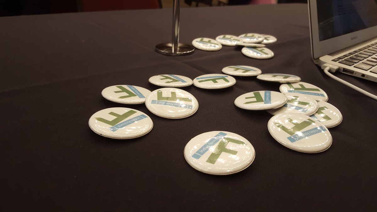 IndiesForward's tweet image. We're hanging at the Consultation Station at #Ci5. Come say hey and grab a button!  #BooksellerSwag #kidstute