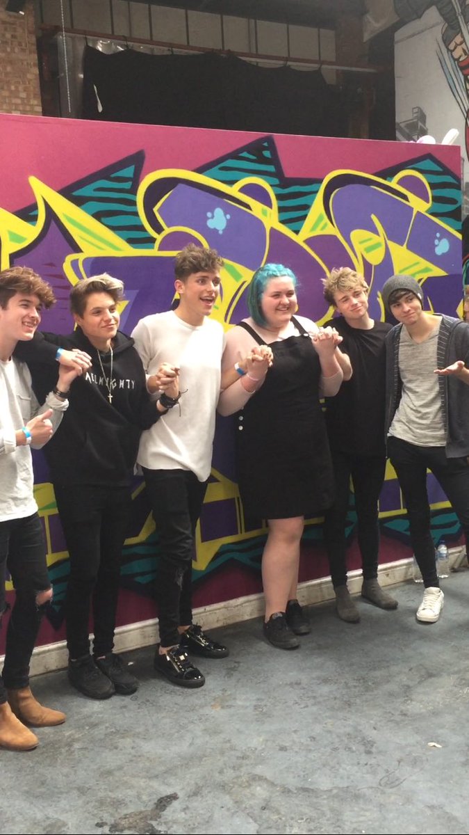 HarrisonXBreen's tweet photo. i miss everyone so bad 😩❤ https://t.co/Ma9jaUuicE