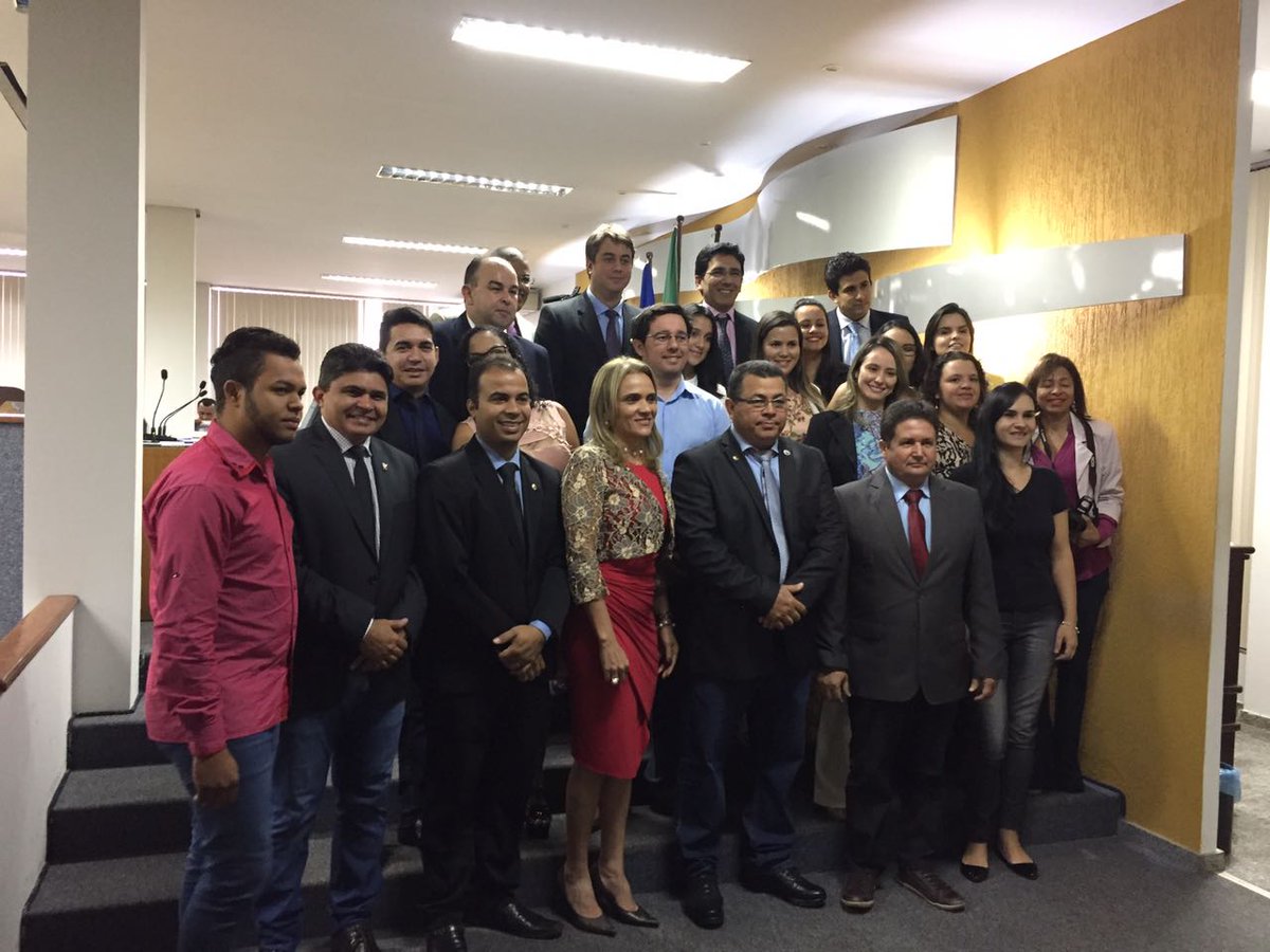 Participei da sessão solene em homenagem ao dia do Jornalista, que se comemora amanhã, 07. Na oportunidade destaquei a importância da classe