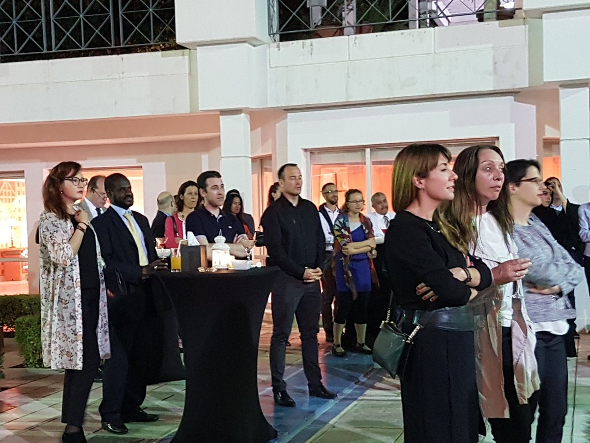 FranceauQatar's tweet photo. L'ambassadeur Eric Chevallier accueille le réseau professionnel #DFPN à la résidence de #France pour une soiree networking https://t.co/4vnFRQd138