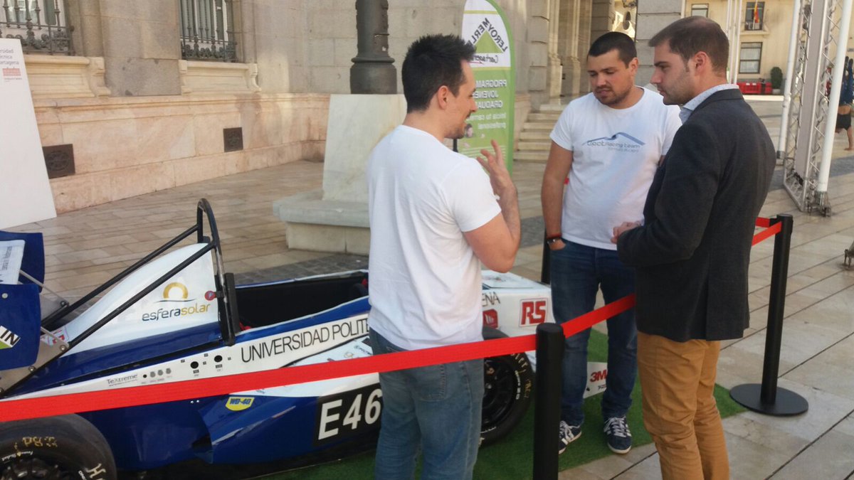 MCCartagena_ct's tweet photo. .@pepelopezct @RicardoSeGar #MC en la jornada de exposición de los equipos de competición de @UPCTnoticias #MotorDay #Cartagena https://t.co/lhdF23Wy0h