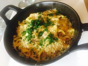 vanfoodster's tweet photo. Vancouver Mac and Cheese Challenge https://t.co/vWRnGRMtU9  #MacChallengeYVR @HyattVancouver @de_feast https://t.co/NRbwmbwJZU
