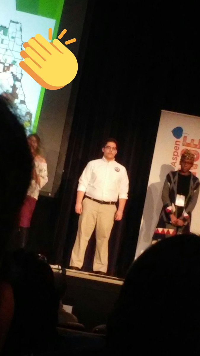 RetweettheKpop's tweet photo. #Chitown2Atown @solomon_drama @solomon_drama @Aspen_Challenge @Science_Link_up Inspirational poem that engaged the audience. https://t.co/LN0yOPp62N