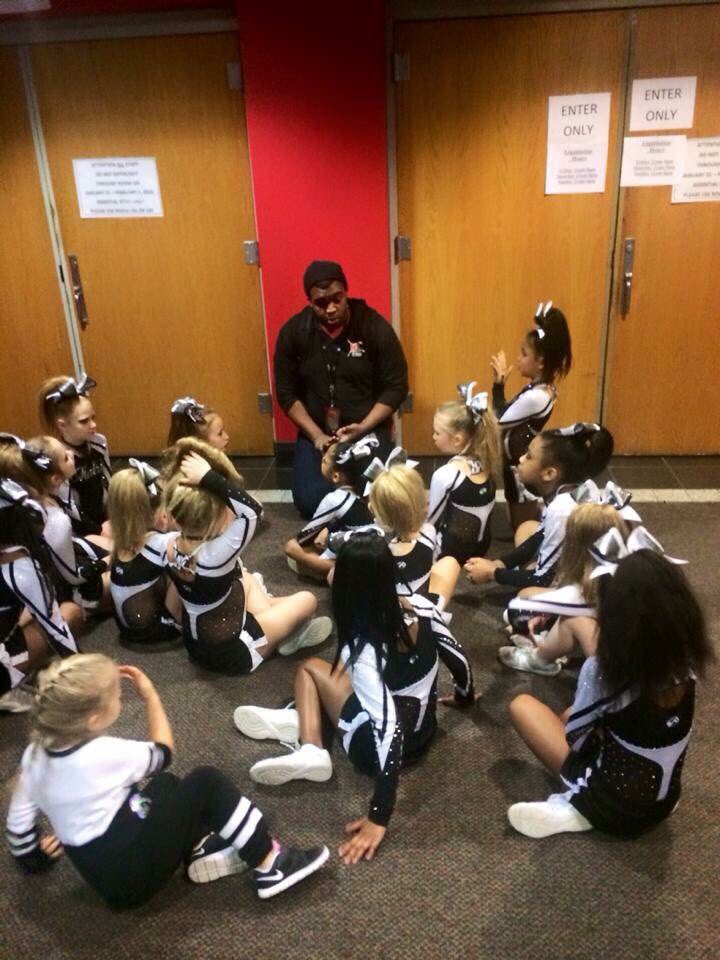MATRIX_MX_MX's tweet photo. Come join us at The Matrix for the 2017-2018 season! There is no better feeling than family ❤️https://t.co/YjotVH9pTF https://t.co/p4qWwvYUws