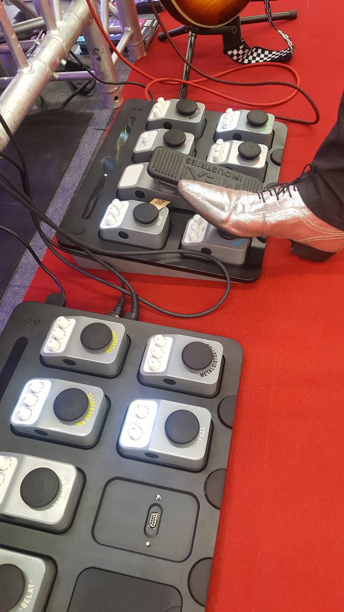 RolandBrons's tweet photo. The Rock and Roll #solution #analog #guitar #effects #pedalboard visit #Musikmesse #Frankfurt #Hall 11 C78 @nexiindustries @DooDadGuitars https://t.co/nka9a7jcv5