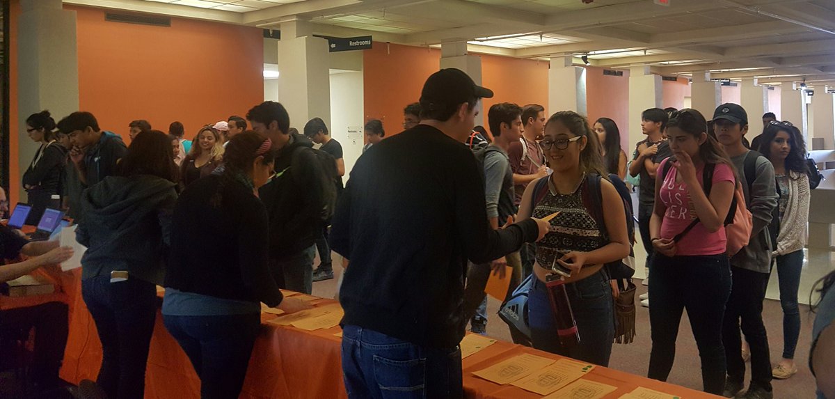 utepechs's tweet photo. Welcome #utepechs Miners!!! #orientation #bigday @utepechs @utep https://t.co/5Eu0SeNPFD