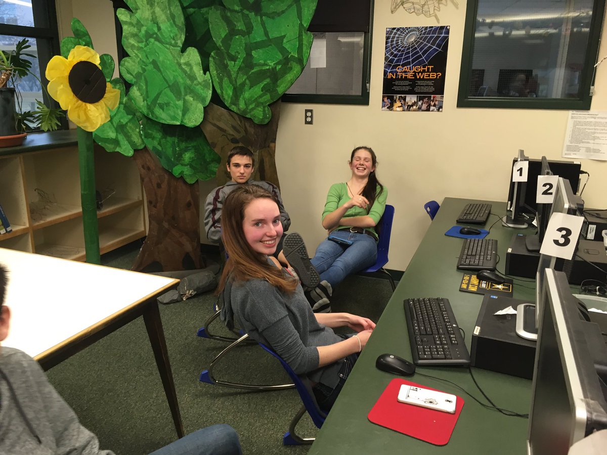 LamoilleLibrary's tweet photo. Today we've got the Latin crew composing their skit for #LatinDay #lamoillelearns https://t.co/9qAR4MxEir