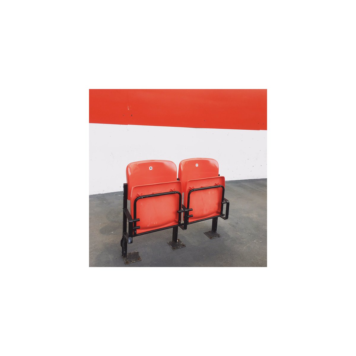 zalka24's tweet photo. Love the mundane moments. Old trafford, Manchester.🙃 #stadium #oldtrafford #photography #mundane #manchester #colour #iphonograph https://t.co/UUlLIrgyMn