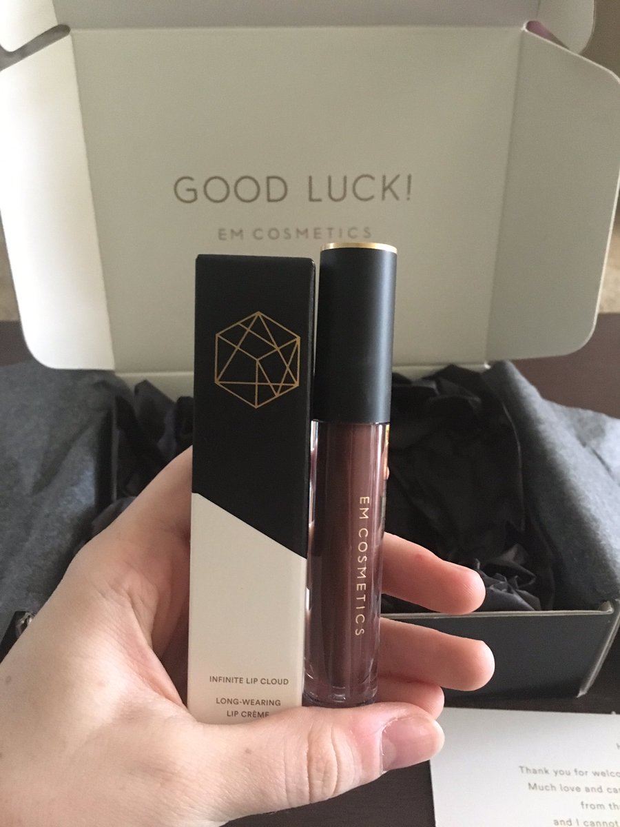 gingerlove729's tweet image. I can&apos;t wait to try this 😍😍😍💄💋 @emcosmetics @MichellePhan #emcosmetics