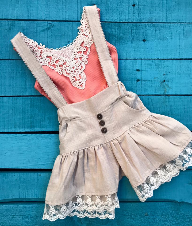 Linen & lace, quite possibly the cutest outfit we've ever seen! 😍
Give us a call to order! ☎️
WE SHIP! (409)860-7233