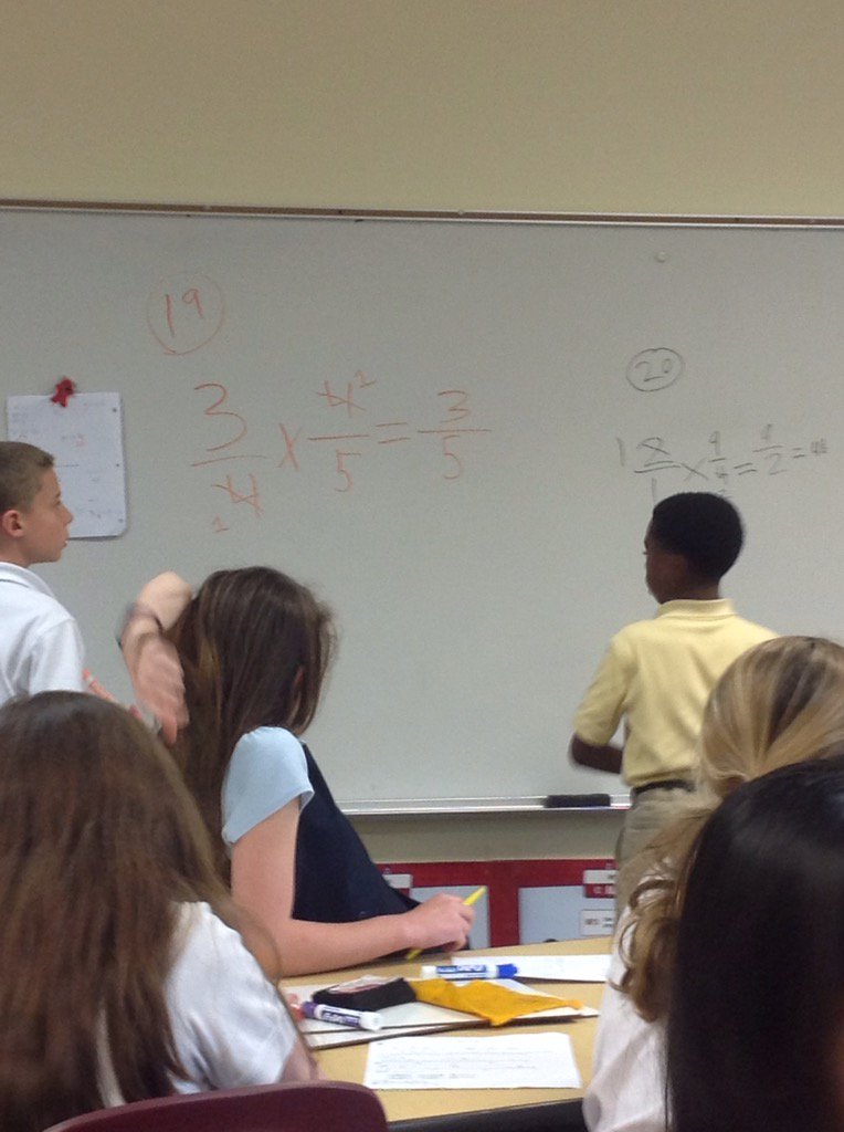 billups_class's tweet photo. Going over fractions in math. AF
#Eylesmath #TrinityLearns https://t.co/ZYJTvVsGwt