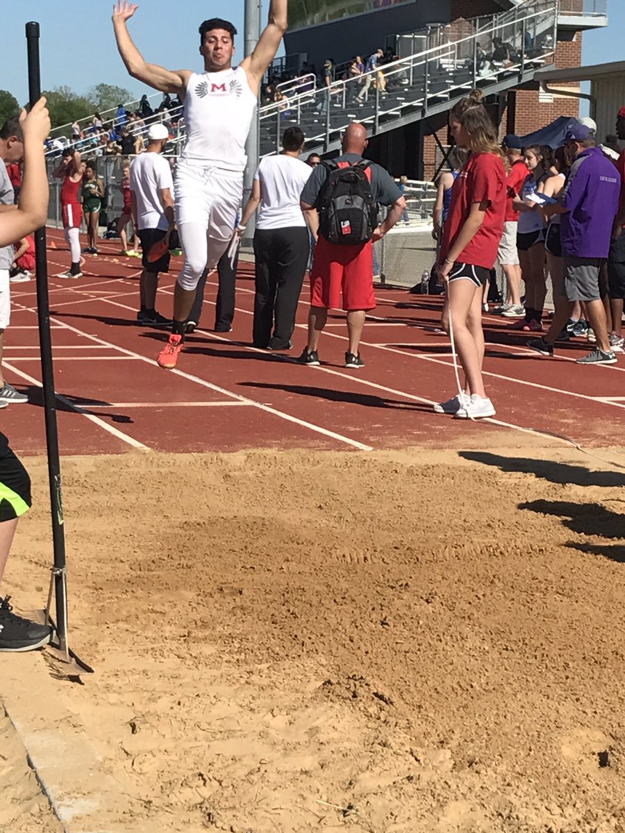 1MHSCardinals's tweet photo. Cardinals Track Action in Farmersville!! #RedRed #wingspeed https://t.co/0vjOhwezBR