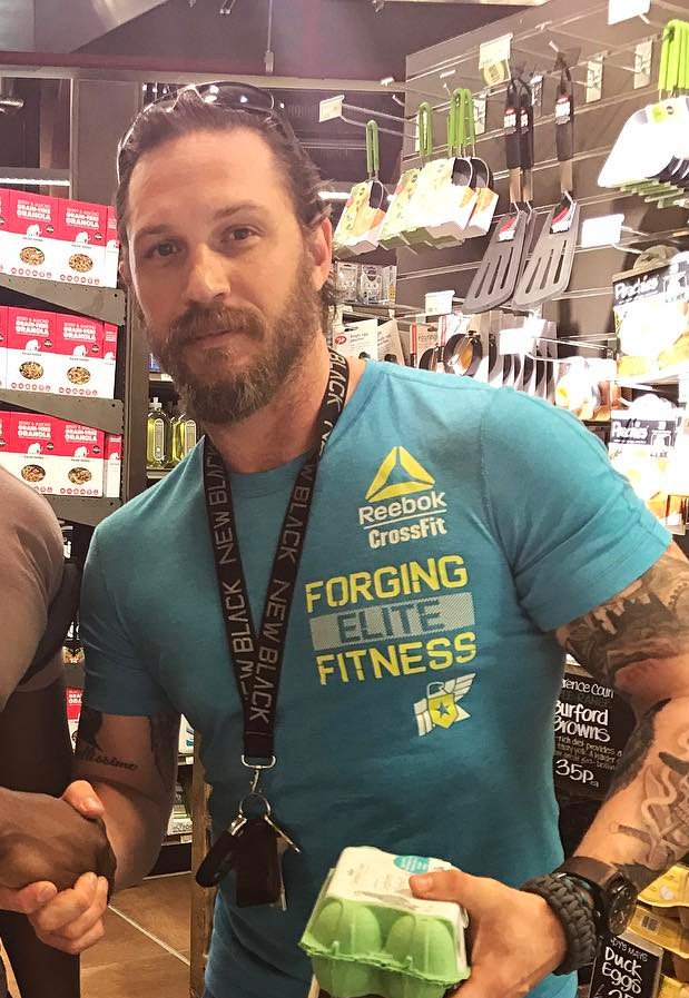 damadelaniebla's tweet photo. #TomHardy Fan pics!! https://t.co/5Z4dhGE2Ce