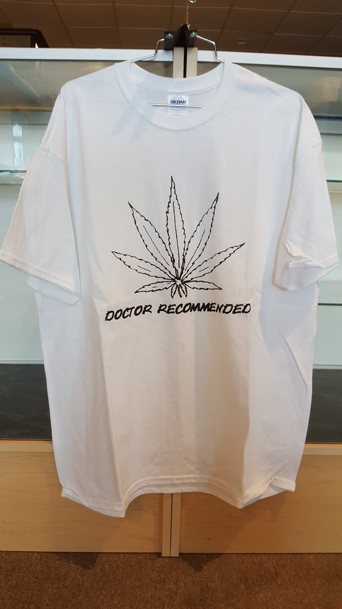 KTDDproductions's tweet photo. This shirts $20, pick a size! More to come, stay tuned #TheBrimstoneLab #KickTheDoorDown #oaklandhydro https://t.co/5IIsvMgPIO