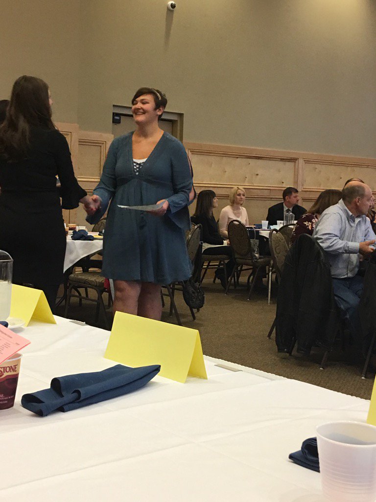 ChristyCipa's tweet photo. Distinguished Scholars breakfast. We have some smart kids in Tallmadge! https://t.co/AohV6aDIr5