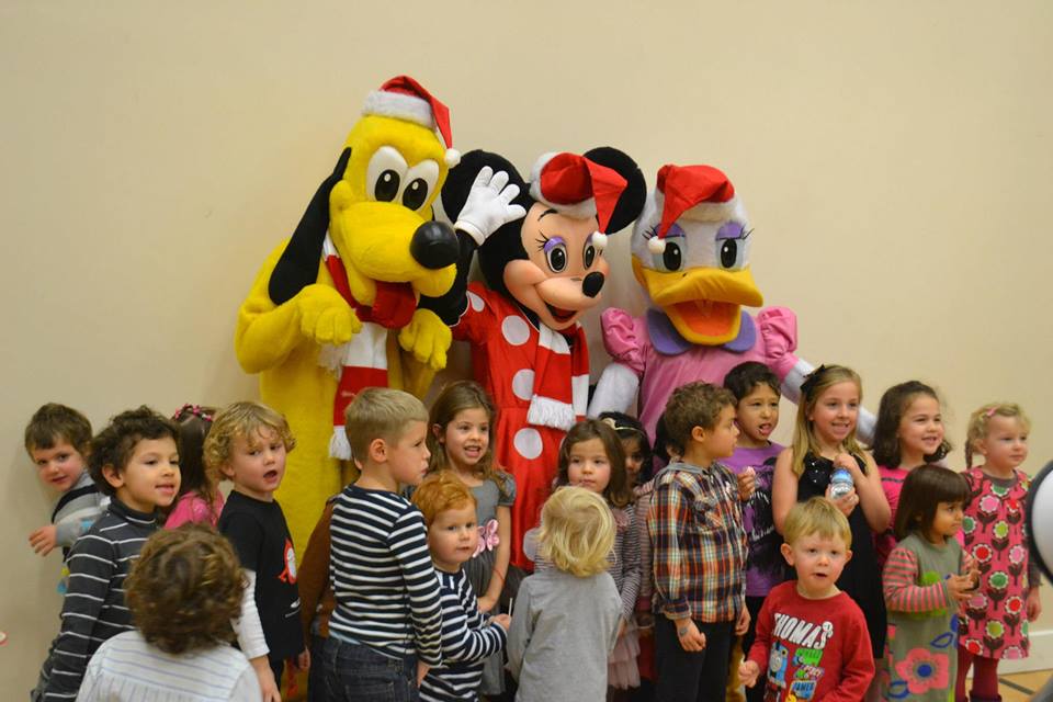 MagicEventsPA's tweet image. La pequeña Isabella disfrutando su cumpleaños junto a sus amigos y sus personajes favoritos de Disney #TBT