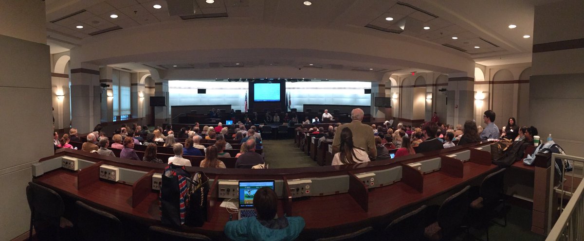Another packed membership meeting at our new location! #turnvablue #democrats #loudoundems
