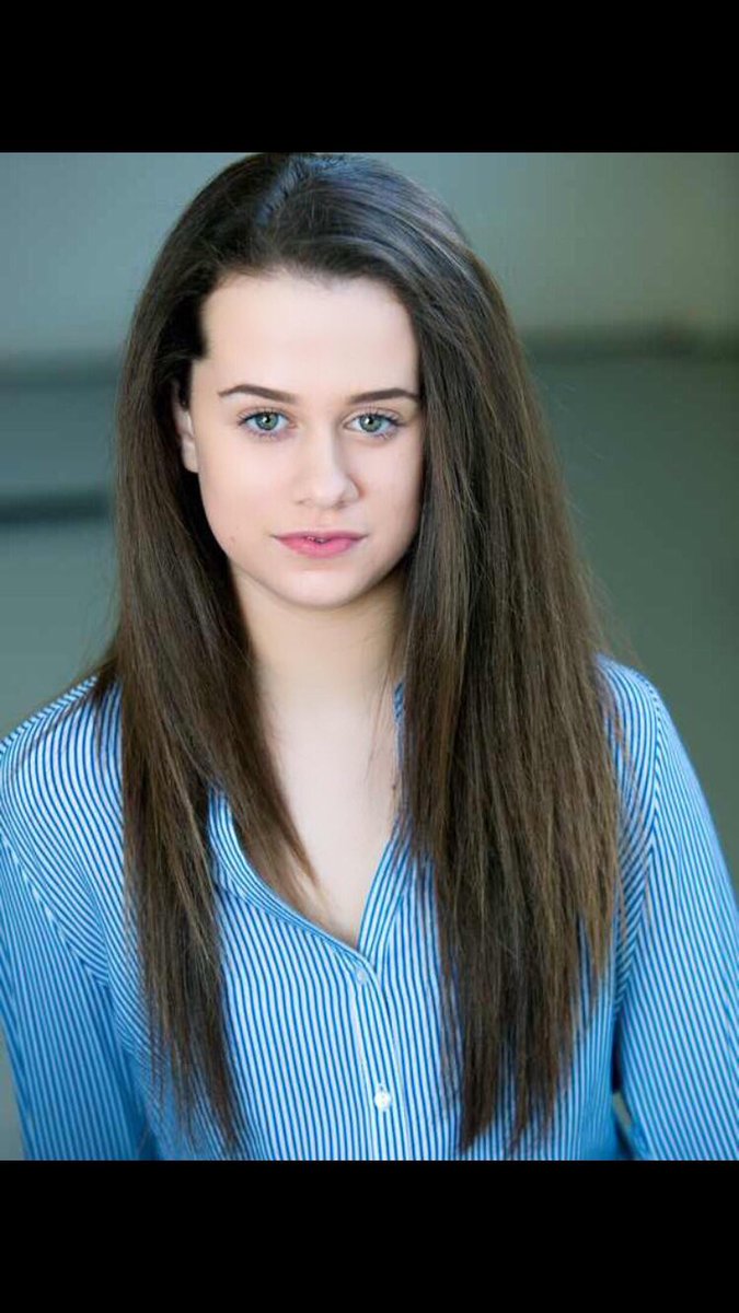 meganhlane's tweet photo. Headshots 💃🏼💛 https://t.co/PYloxaFobl