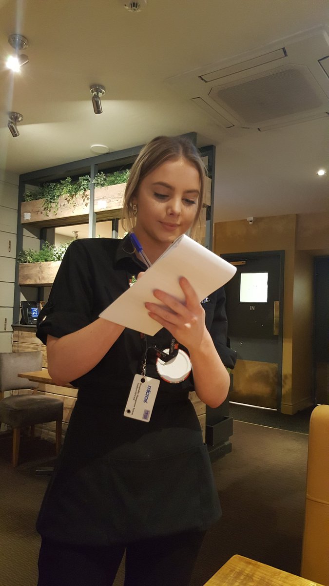 Enjoying the Best of British @ the Lydiard Beefeater. 
Serving up great memories, was Imogen.
Thanks guys, for a lovely night.