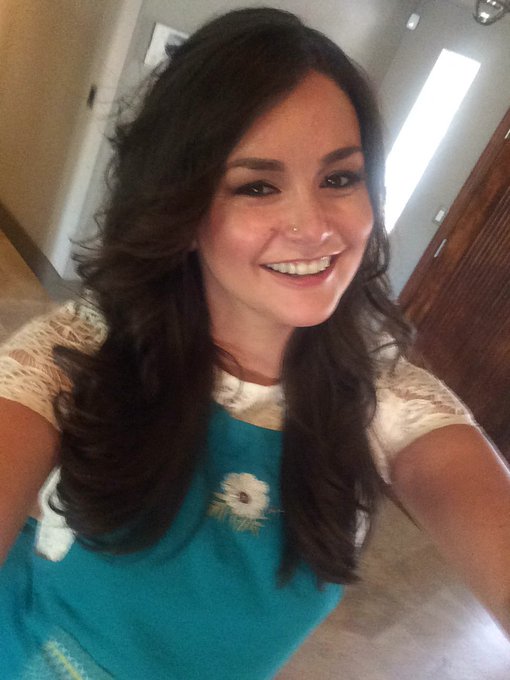 Playing a good little #housewife today https://t.co/laxP184Fnf<a href="/tag/housewife"class="tags">#housewife</a>