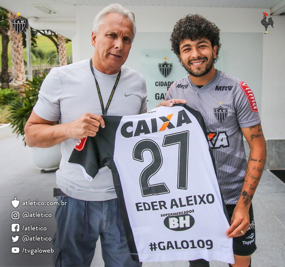 Éder Aleixo recebe camisa comemorativa dos 109 anos do Galo! A entrega