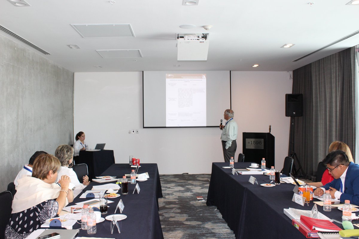 ConajapOficial's tweet photo. Inician los trabajos de las comisiones #Conajap Mejores Prácticas Institucionales, presentadas por el Mtro. @NAVEDAFAURE de @JAP_EdoMex https://t.co/RYtJehVkC6