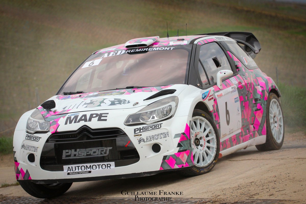 guigui51160's tweet photo. Epernay 2017 
#DS3WRC #Epernay #citroenracing @BPiallat https://t.co/6WGlZJSkJy