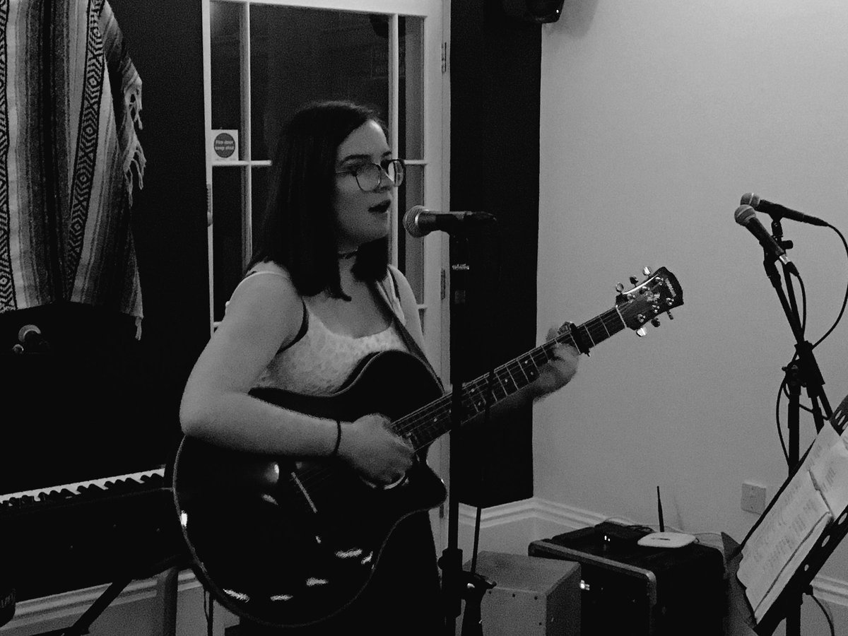 Caitlin singing another self-penned song - 'Metaphor'

What a sophisticated style! And great lyrics.

@soslamsounds Young Songwriters LAB 🌟