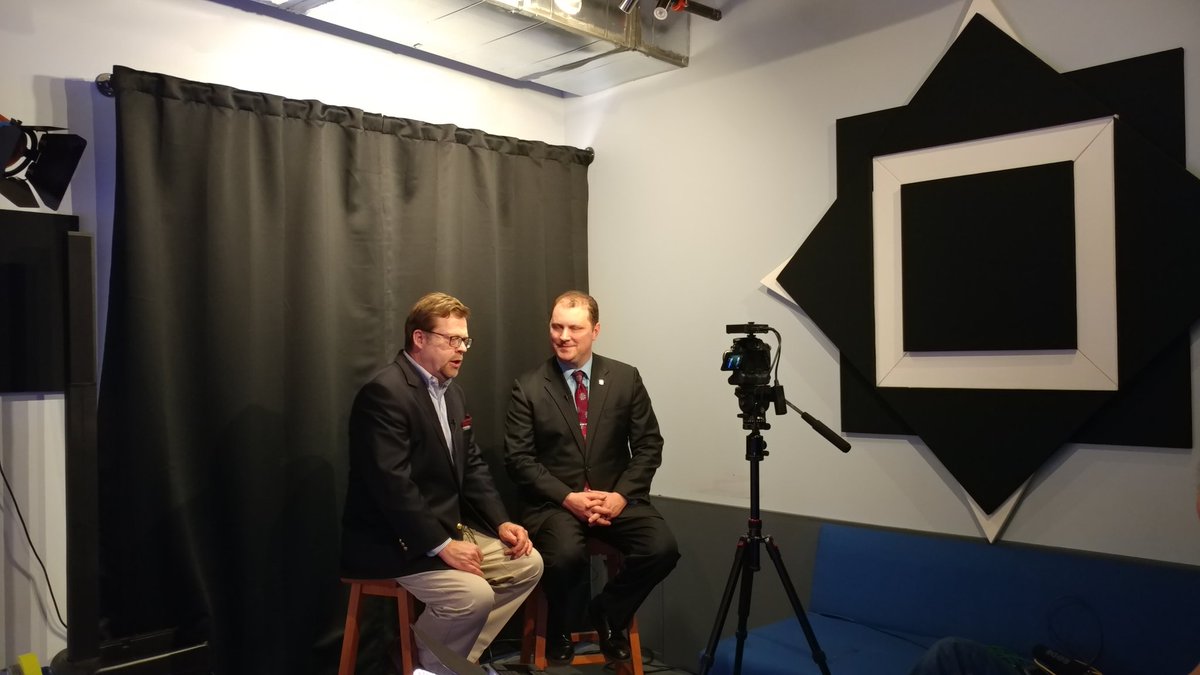 OKHouseGOP's tweet photo. Majority Floor Leader @jonechols recording @insidehouseok with @mitchelltalks on the legislative session, budget talks and teacher pay https://t.co/CyT74QhbwW