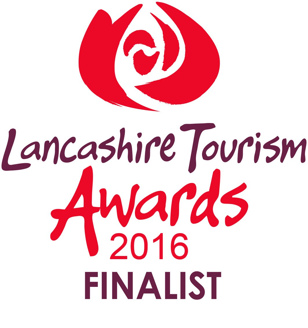 BowlandCottage's tweet photo. #lancashirehour we are so pleased to win an #award for #Ribble #Valley #Tourisim #Award thank you everyone who voted for us also the #LTA16 https://t.co/dOfn9RyOSG