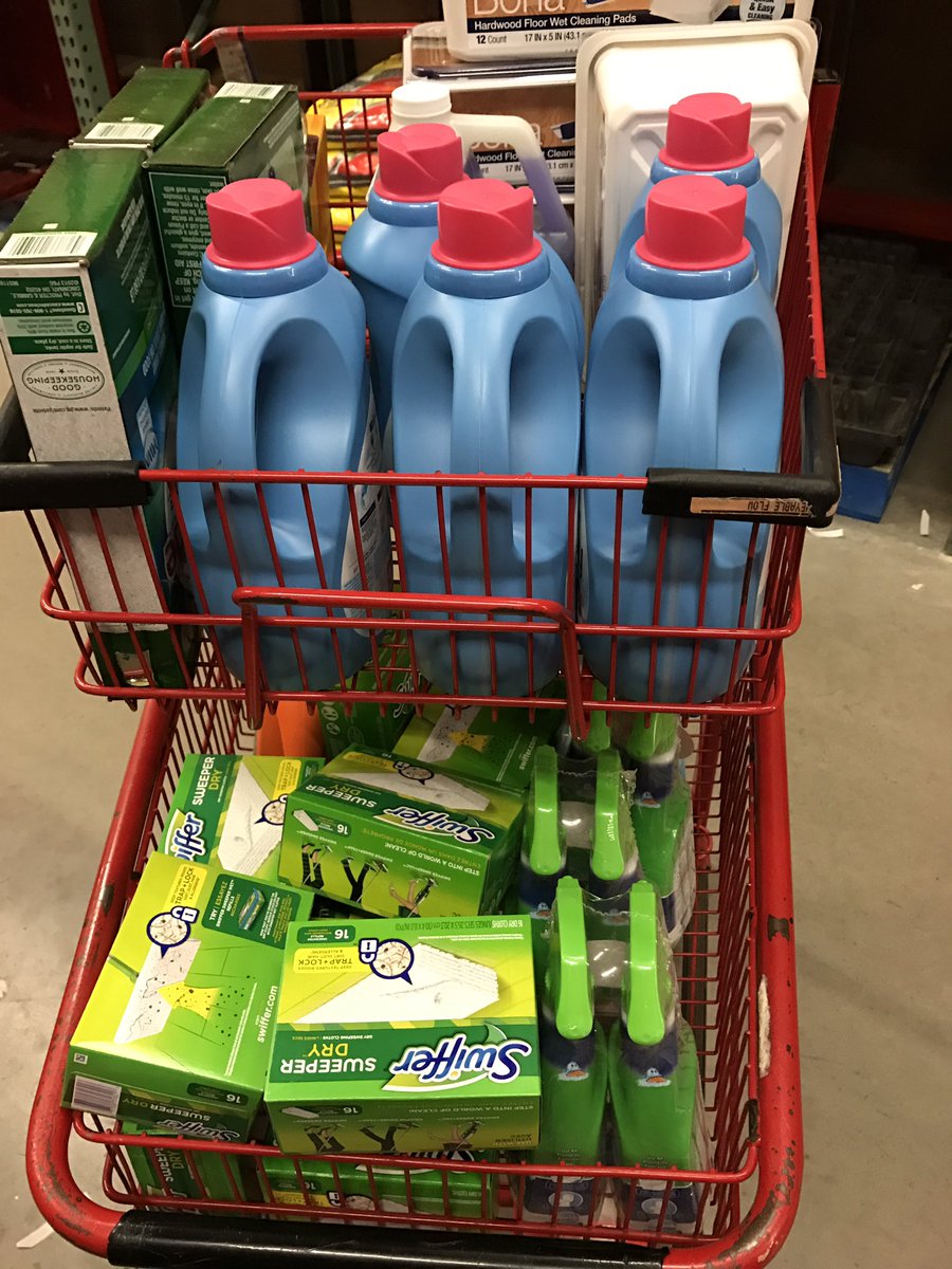 pilotforhire1's tweet photo. Making data integrity in Chem on point 👌Not pictured is the other 6 carts that went out! #13steps #efficiency https://t.co/YpKNOVsyFz