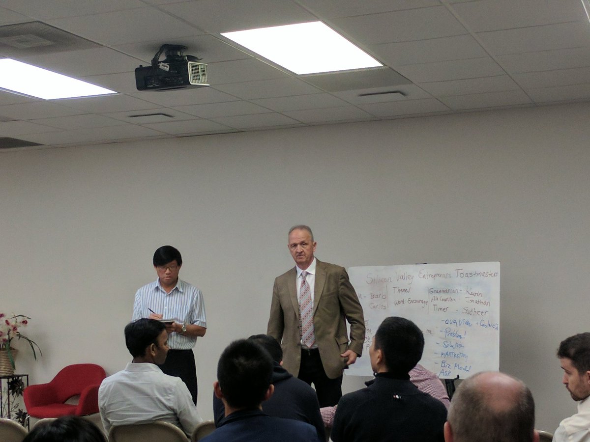 SvetcOrg's tweet photo. Ron getting #feedback on his pitch #SVETC https://t.co/49PhvbOTX0