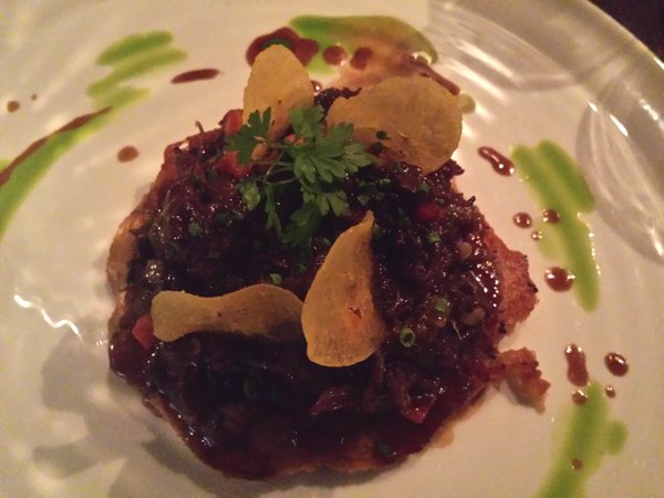 Torontonicity's tweet image. Figures Restaurant Opens on Avenue Road: REVIEW dlvr.it/NqKcl5 #RestaurantsBars #comicbooktheme #Figures