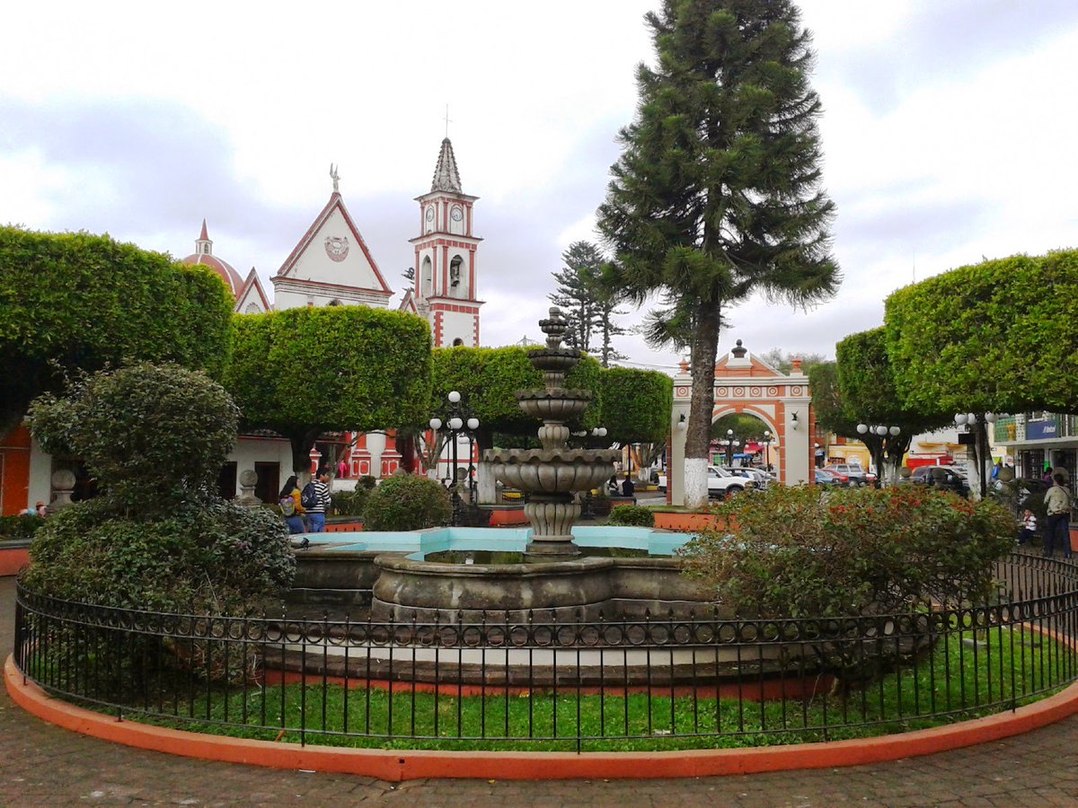 VeracruzTurismo's tweet photo. #HoySiAplico escaparme a Naolinco #Veracruz a recorrer su callejones y deleitar mi paladar con su gastronomía.
#GastronomíaMX https://t.co/kDCCEWW3fZ