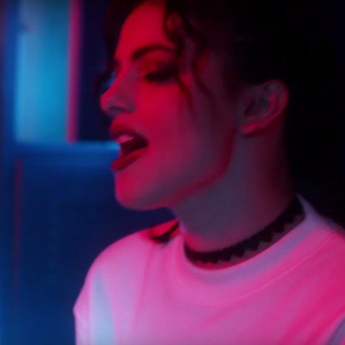 ultraviolayouts's tweet photo. .@renalovelis @NiaLovelis @HeyViolet ❀ #BREAKMYHEARTVIDEO icons
—rt if you saved/use
—fav if you like it
—send a capture if you use
「 part five 」 https://t.co/CmTE1Ijx1H