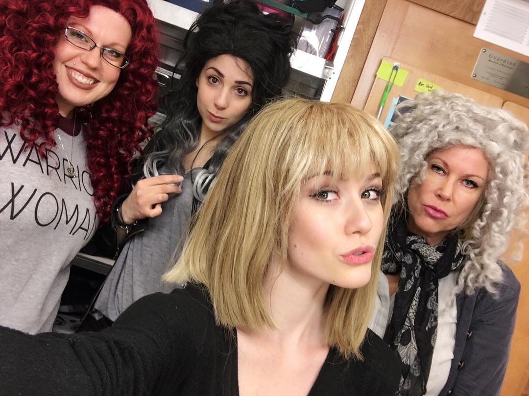 TMI_Uruguay's tweet photo. #KatTakeover #WiggingIt #Shadowhunters #Shadowhuntersseason2 #SetLife @Kat_McNamara @stefanieterzo #LookingGreatGirls https://t.co/ixiXOeYPGY