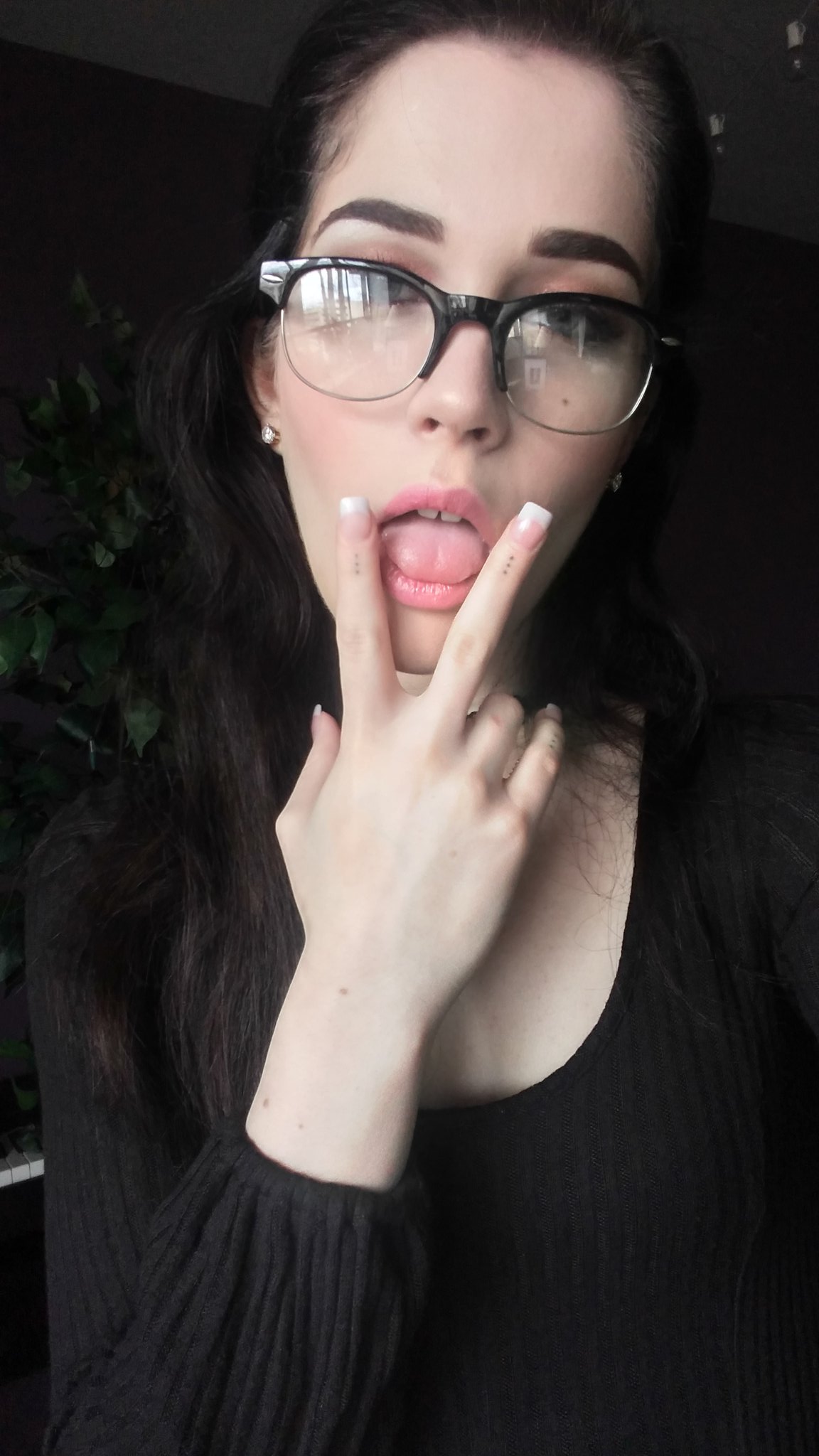 Evelyn Claire 🐇 on Twitter: "About to do couple show! 125 tokens for