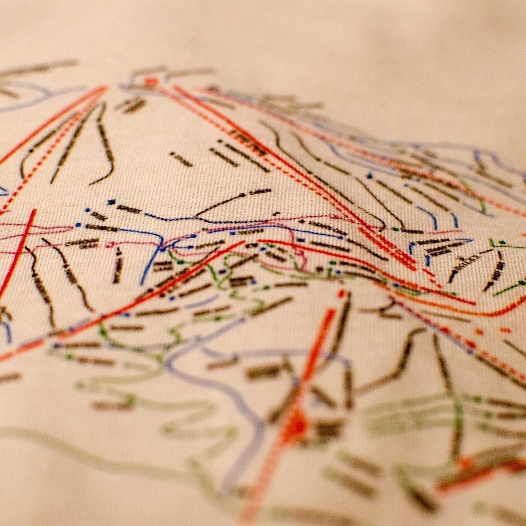 Here's a close up of one of our ski map art prints!  It's a great gift for the skiier or snowboarder in your life.… ift.tt/2nhYHAR