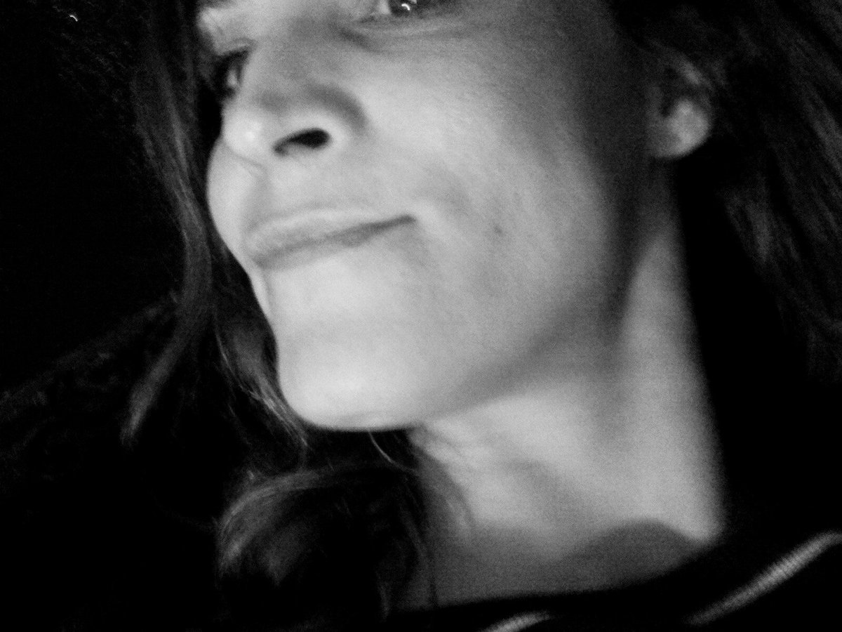 Back in Black!! 
And white!! Sup y'all!! 🎧🎵😊