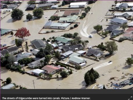 KatherineDewar's tweet photo. Hosting a #creativewriting #extremeweather #climatechange workshop @tempauckland when Edgecumbe &amp; others flooded feels uncomfortably 'now' https://t.co/VxKfKFj38k
