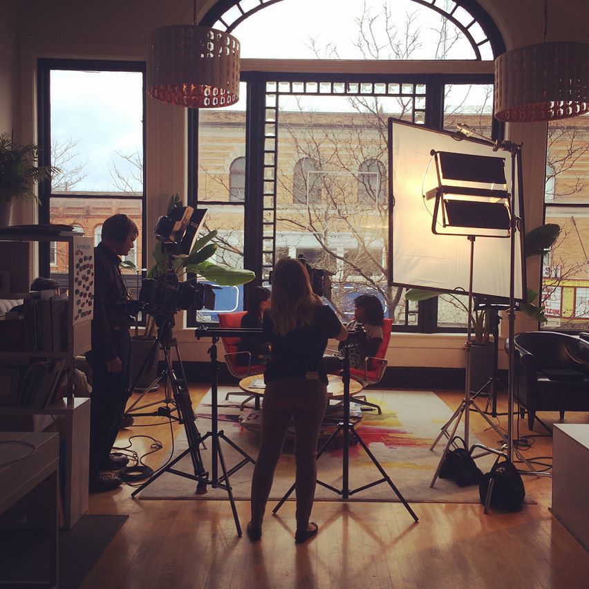 5CoreMedia's tweet image. Take 2 was a success! Thank you @leiladjansi and @i.am.vavay for flying all the way out here! #goRBFF #likecottont… ift.tt/2nPNFyZ