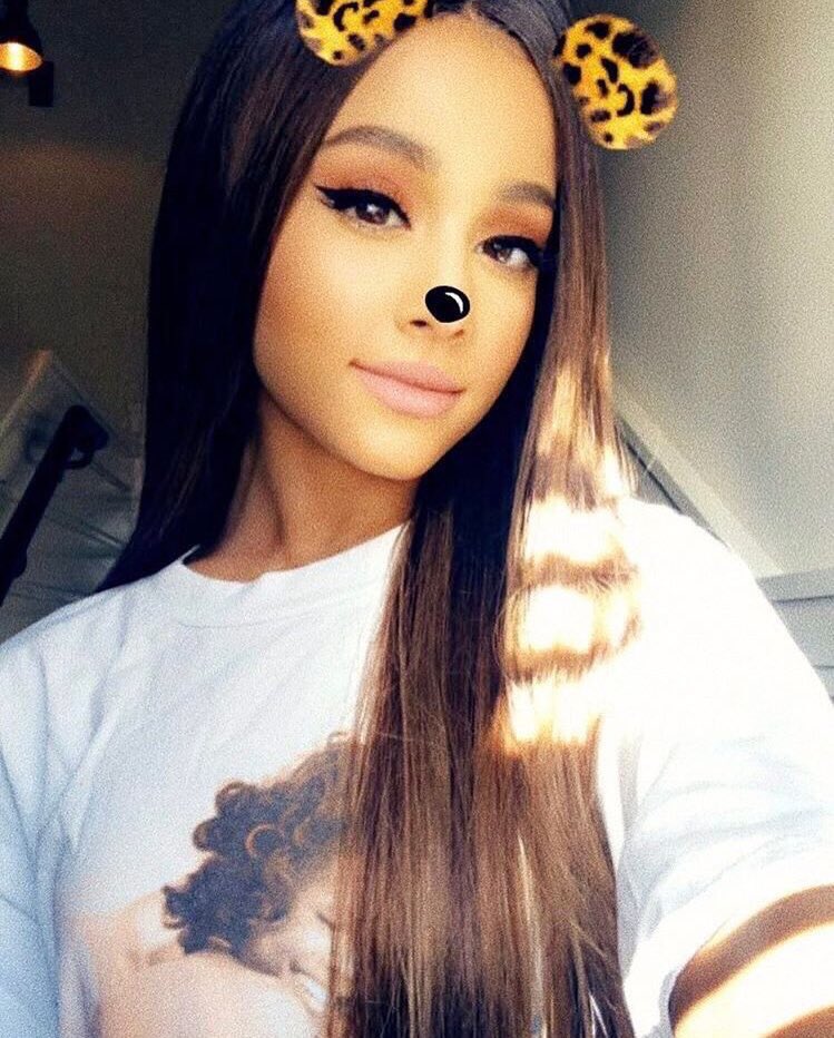 touchitjade's tweet photo. que mujer tan perfecta 
#ArianaGrande #ShesTheOne @radiodisney https://t.co/L1Rp3vVMaF