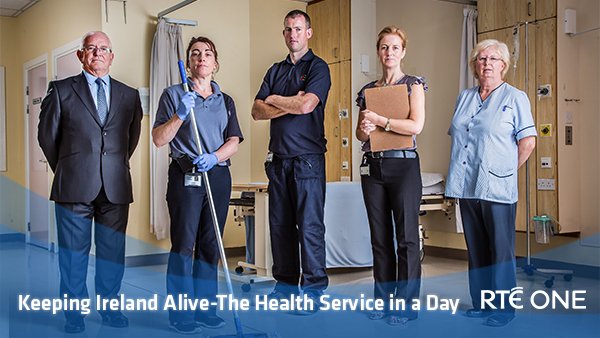 RTEOne's tweet photo. With flashing images, graphic surgical scenes & content that some may find upsetting, #KeepingIrelandAlive now on #RTEOne https://t.co/EMporA58JY