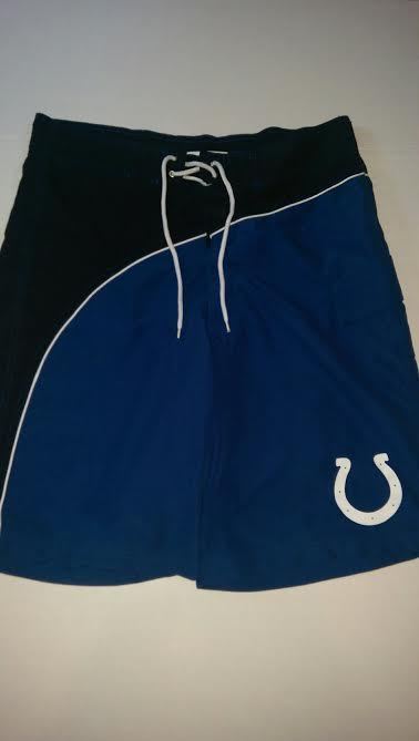 NFL_ColtsStore's tweet photo. Indianapolis #Colts Mens Size Large Swim Trunk Board Shorts https://t.co/eM9PNxEQIe #Fan #Apparel https://t.co/FJPMIIpVWF