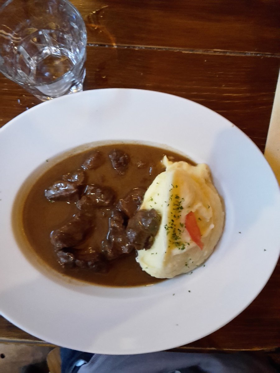 MrDarrenV's tweet image. A nice and relaxed one today in Brussels! Going to rest up and ready to get into Germany tomorrow #bummit uk.virginmoneygiving.com/DarrenVong