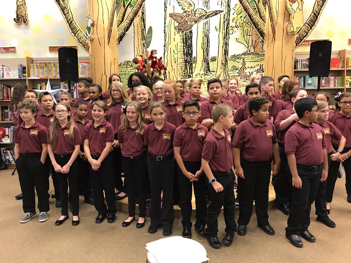 ShadyHill_Colts's tweet photo. Harmony getting ready to perform at Barnes and Noble. #harmonyrocks #bestelementarychorus https://t.co/Q7xWdD2KNs