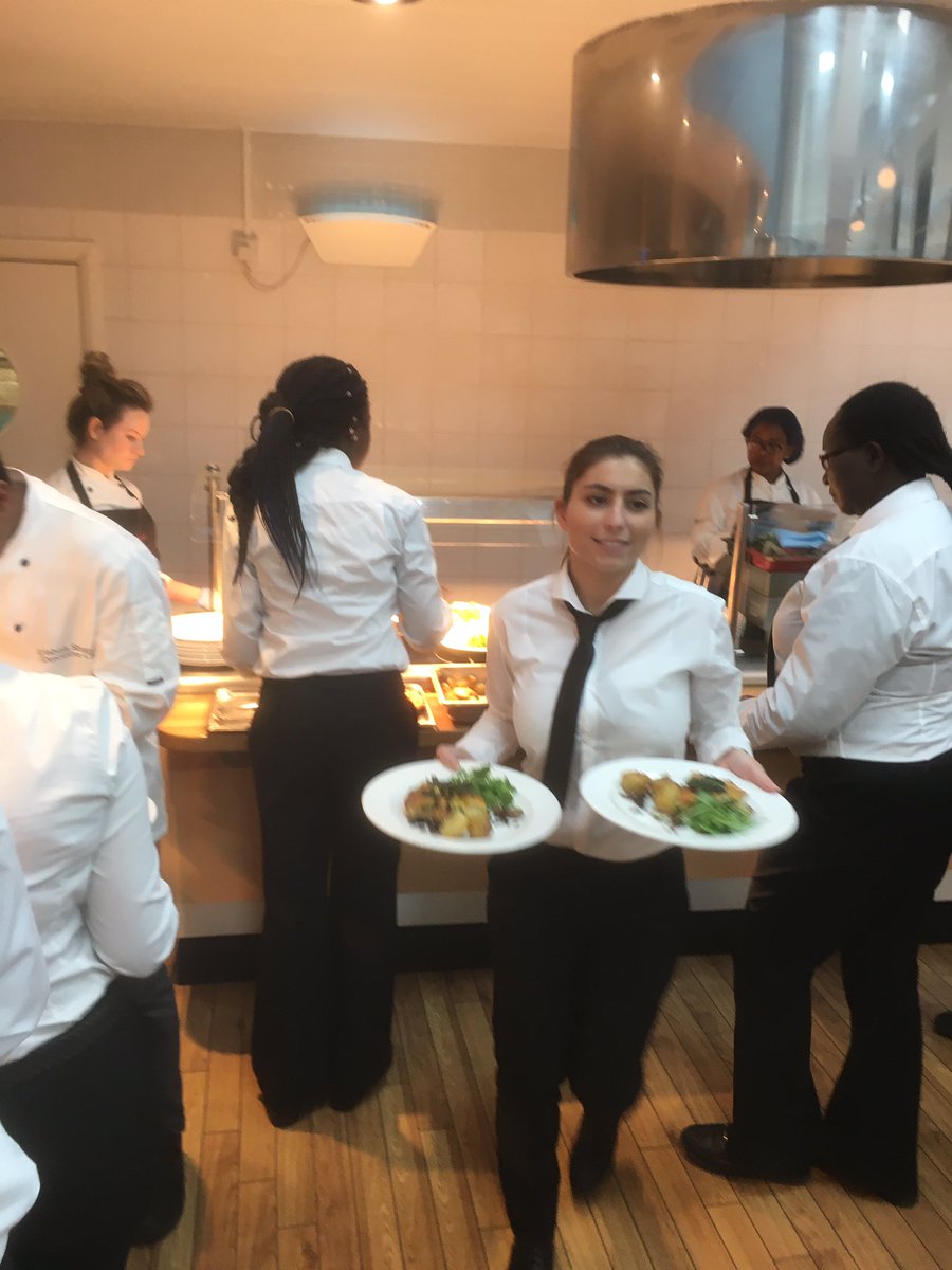Well done Team <a href="/goodenoughc/">Goodenough College</a> <a href="/HolroydHowe/">Holroyd Howe</a> <a href="/LianeQuarterma1/">Liane Quarterman</a> .  Great fun, Great Team and delicious Archaeologists Dinner 👍😀👏