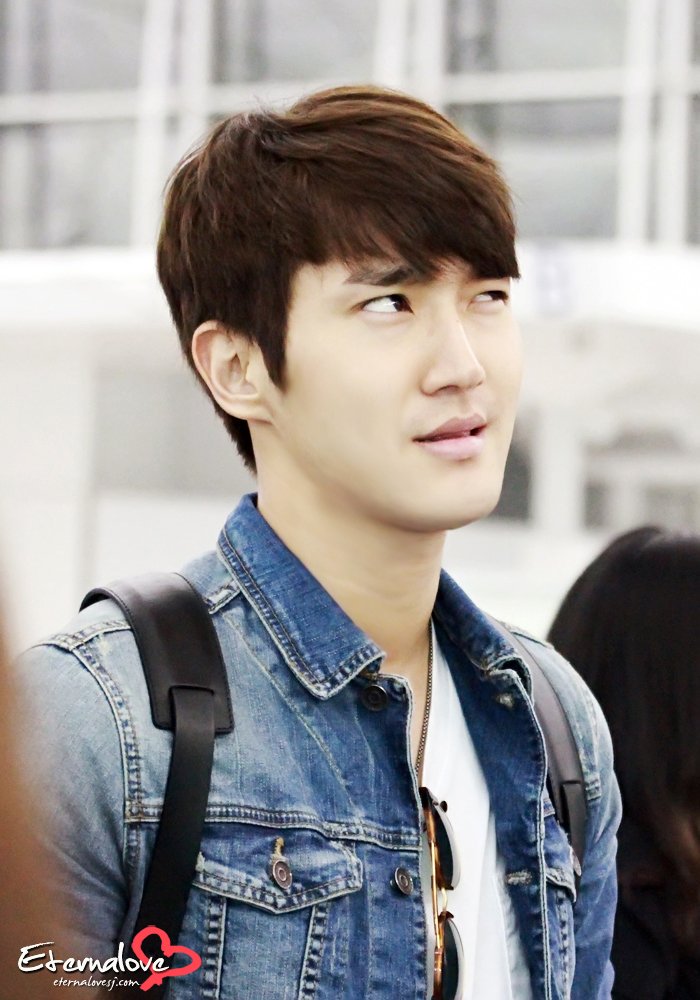 Happy Birthday Choi Siwon!!   Thanks for being born and became SJ member saranghae  