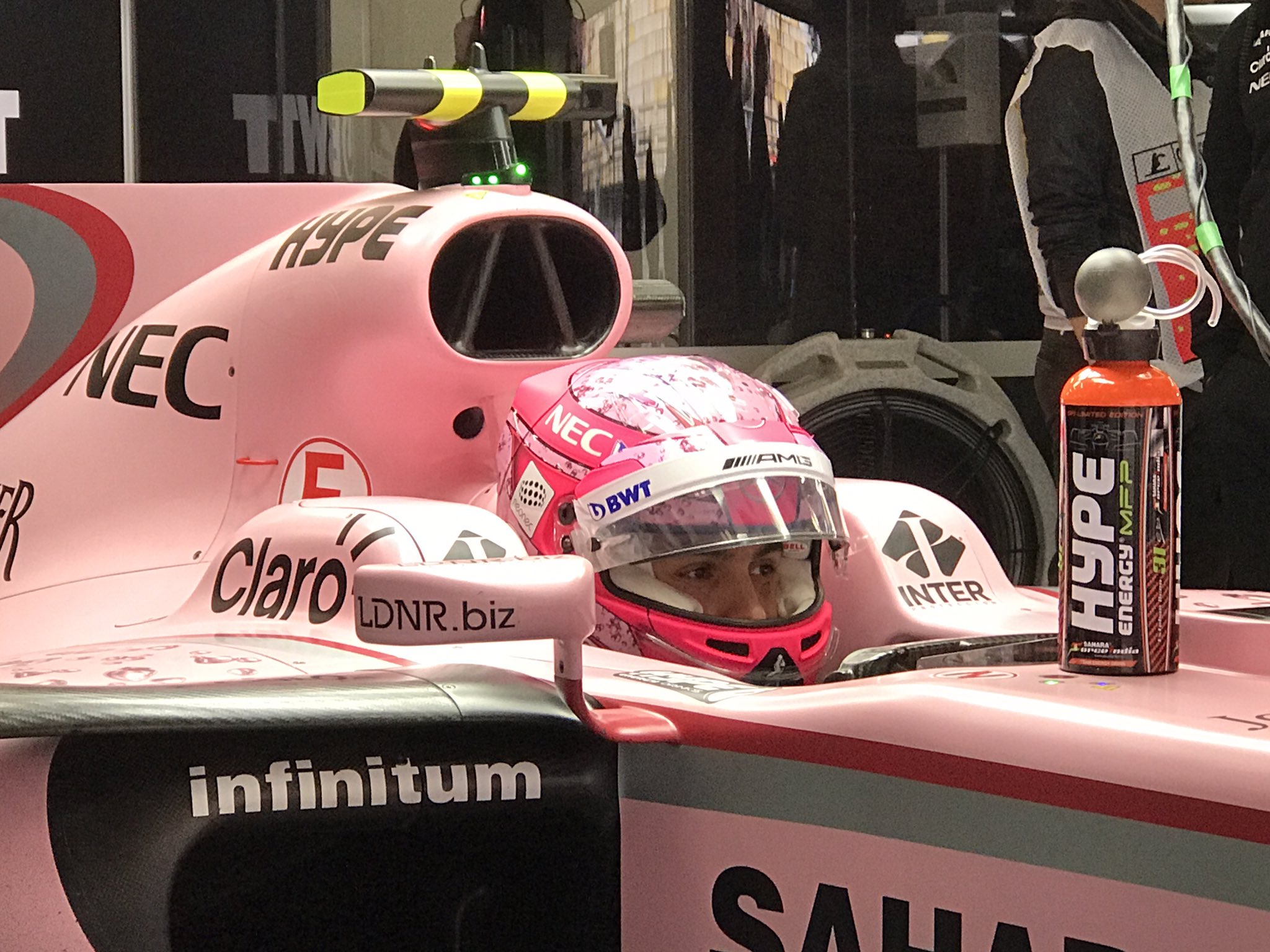 C8x2FQGWsAM6kmK?format=jpg&name=large