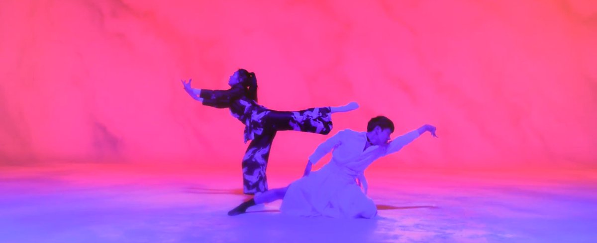 suncobs's tweet photo. honestly im so proud of ten. this was amazing. the dance. his voice. his english. the aesthetics. #DreamInADream https://t.co/kl7saQ4HGI